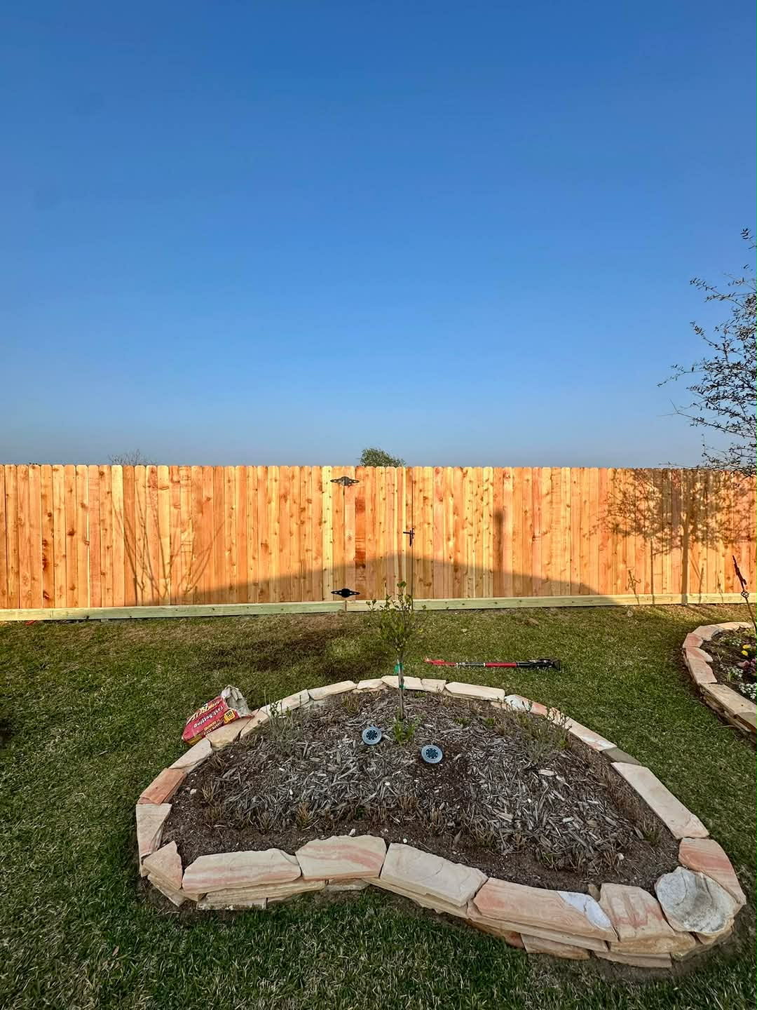 Neighbor-Friendly Fence